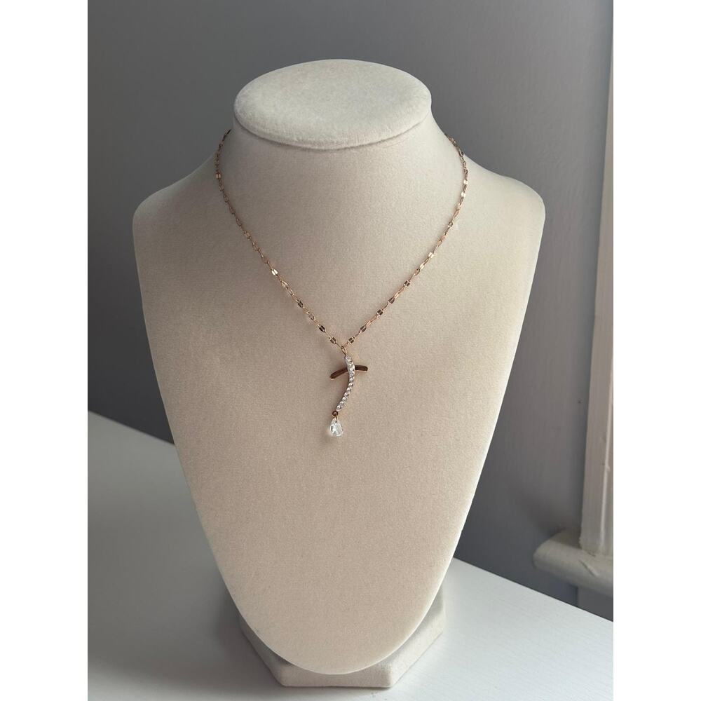 Rose Gold Curved Pendant Necklace Crystal Drop Dainty Elegant Jewelry - Picture 3 of 8
